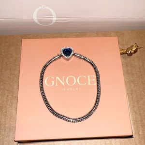 Gonce heart bracelet
